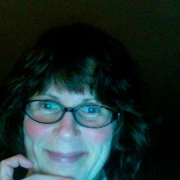 Beth Michaels Photo 17