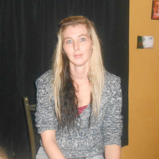 Julia Mcclain Photo 28