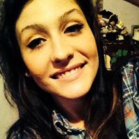Samantha Lewis Photo 13