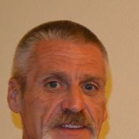 Timothy Skinner Photo 34