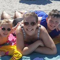 Elizabeth Conley Photo 31