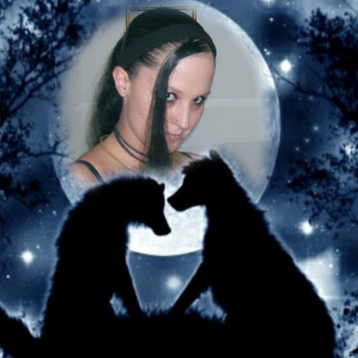 Sarah Dick Photo 12