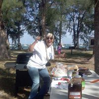 Faye Cunningham Photo 21