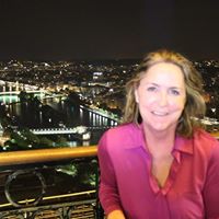 Anne Schuster Photo 36