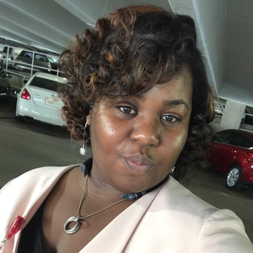 Dominique Harris Photo 16