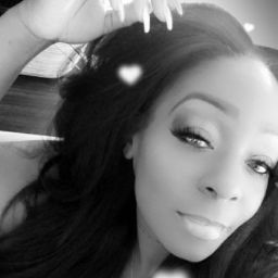 Nikki Haynes Photo 27