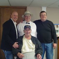 Kenneth Vickers Photo 24