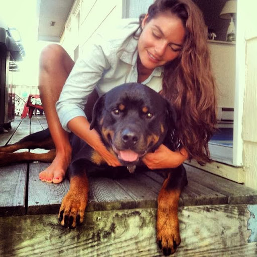 Laura Depaola Photo 12