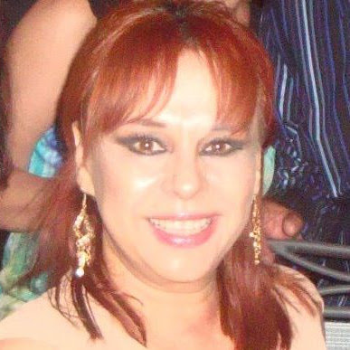 Anita Oliver Photo 24