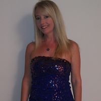 Tracy Hart Photo 8