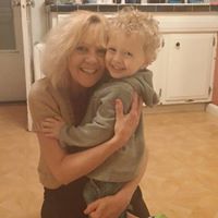 Teri Walsh Photo 32