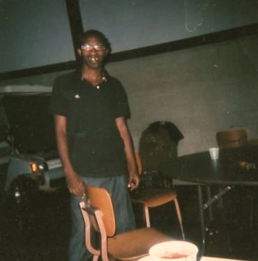 Douglas Handy Photo 3