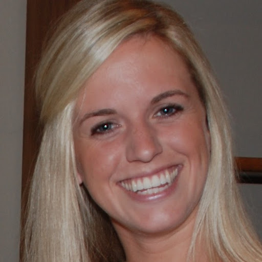 Kelly Blair Photo 48