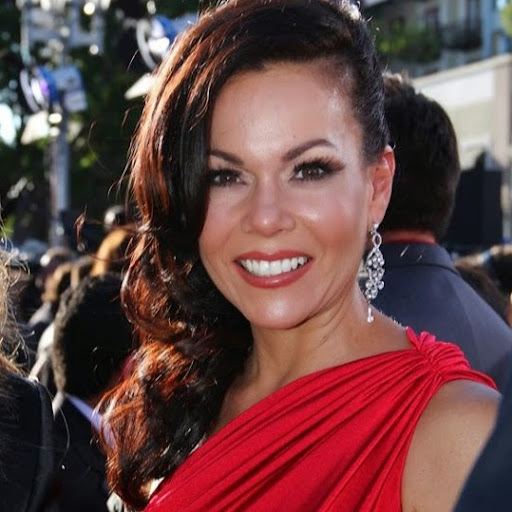 Elena Varela Photo 27