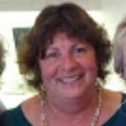 Lorraine Clark Photo 20