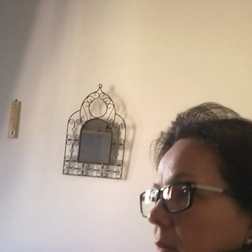 Julia Almeida Photo 35