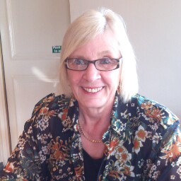 Linda Davey Photo 28
