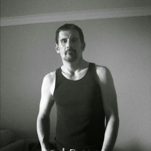Benjamin Holloway Photo 15