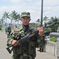 Steven Velez Photo 14