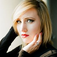 Alisa Gray Photo 11