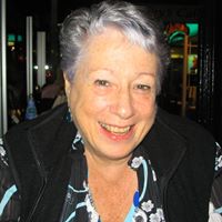 Maxine Harris Photo 44