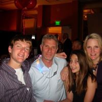 Victoria Saunders Photo 40