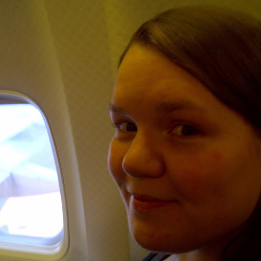 Laura Calvert Photo 40
