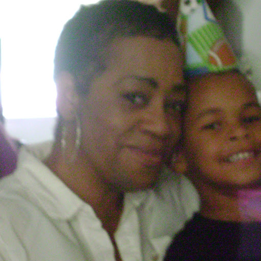 Sandra Scott Photo 26