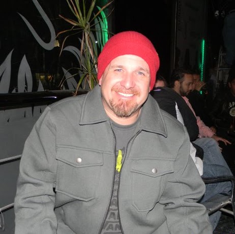 Richard Paz Photo 27