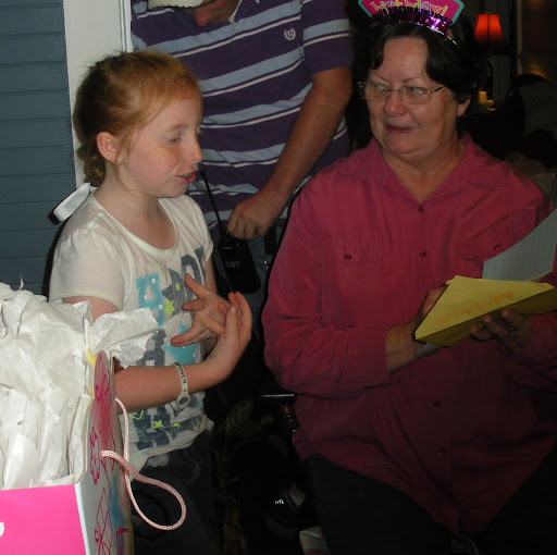 Linda Giles Photo 5