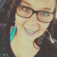 Nicole Nichols Photo 35