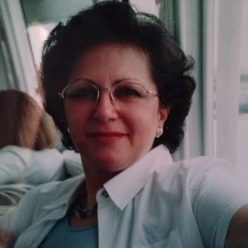 Mercedes Robles Photo 25