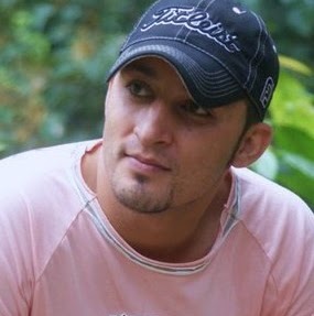 Mustafa Aryan Photo 3
