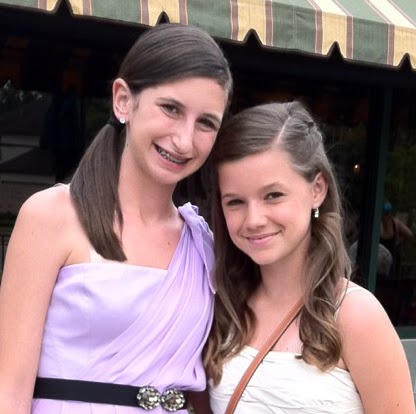 Lauren Weinstein Photo 41