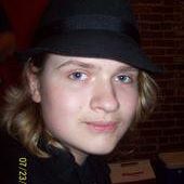 Hayley Gerlach Photo 3