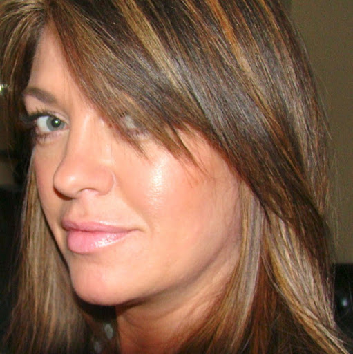 Julie Ortiz Photo 13