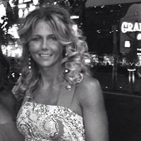 Andrea Higgins Photo 23