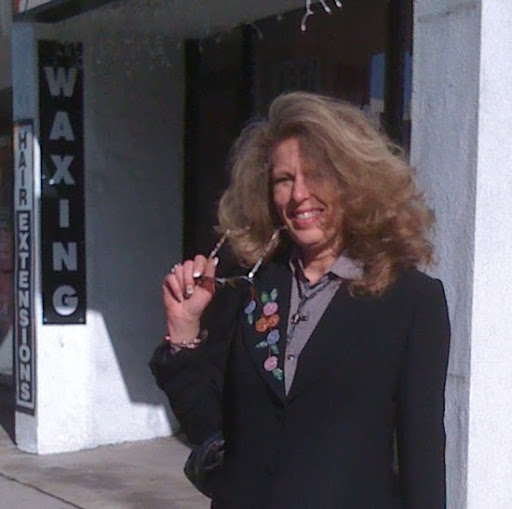 Gail Robinson Photo 43