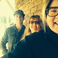 Shelley Schneider Photo 36