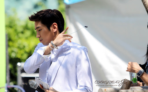 Yuan Yue Photo 6