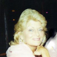 Charlotte Bell Photo 38