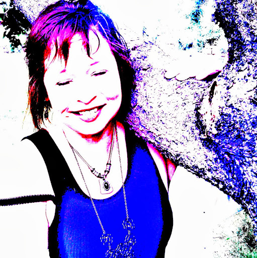 Sara Abbott Photo 13