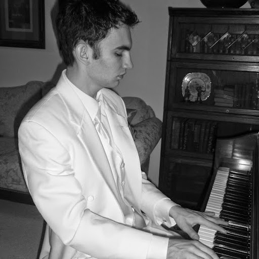 Christopher Lance Photo 30