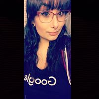 Alexandra Bernal Photo 15