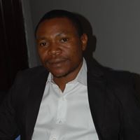 Charles Isaac Photo 35