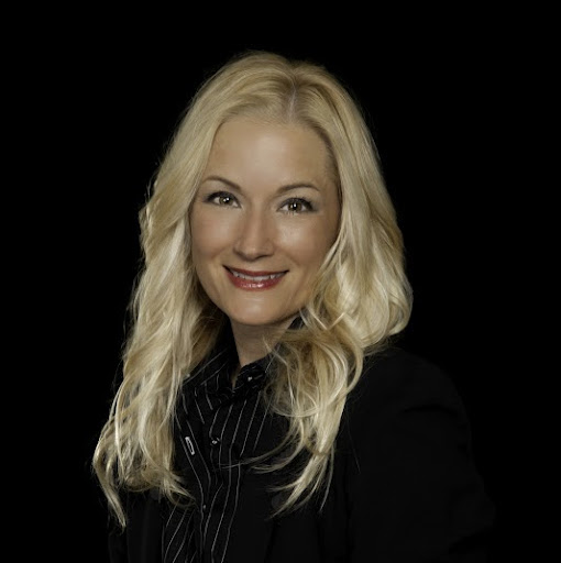 Christine Courtney Photo 33