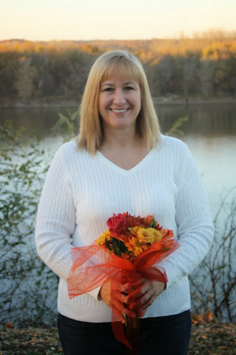 Debbie Murray Photo 27