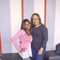 Vickie Hayes Photo 8