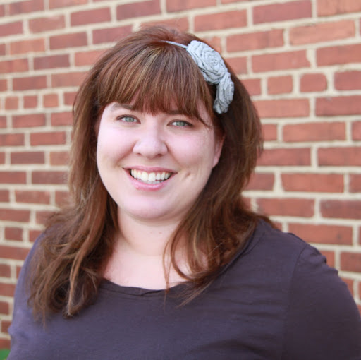 Jennifer Woofter Photo 10