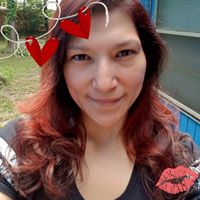 Jennifer Quintero Photo 26